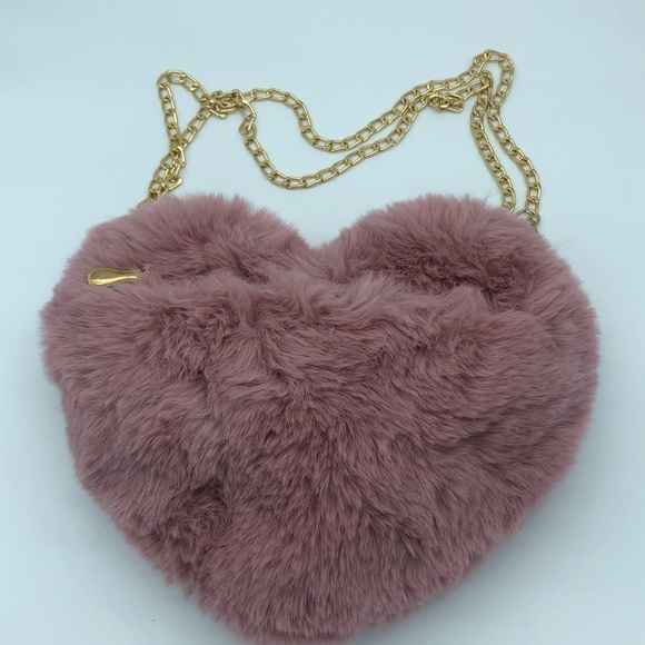 Heart Shaped Love Shape Shoulder Bag! - Picture 2 of 9
